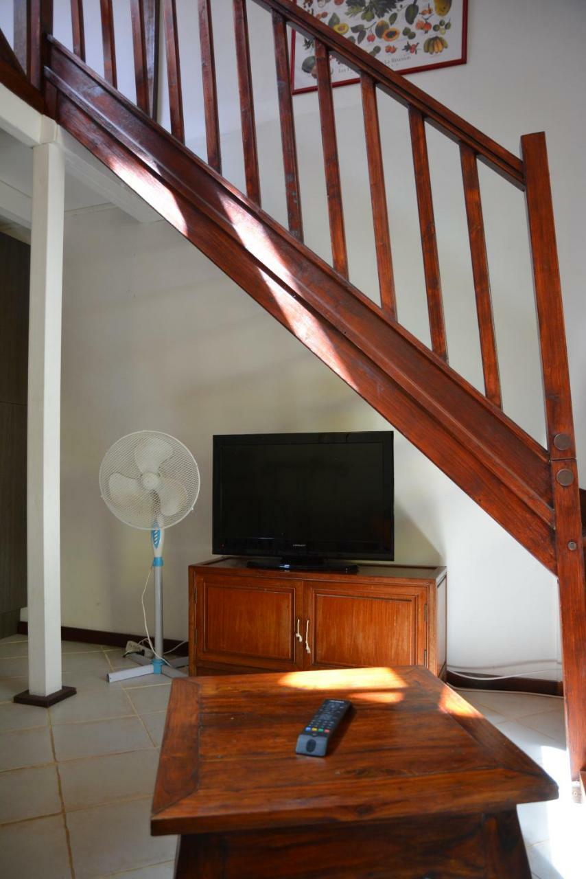 T3 Duplex Meuble Lagon Reunion لا سالين لو باين المظهر الخارجي الصورة